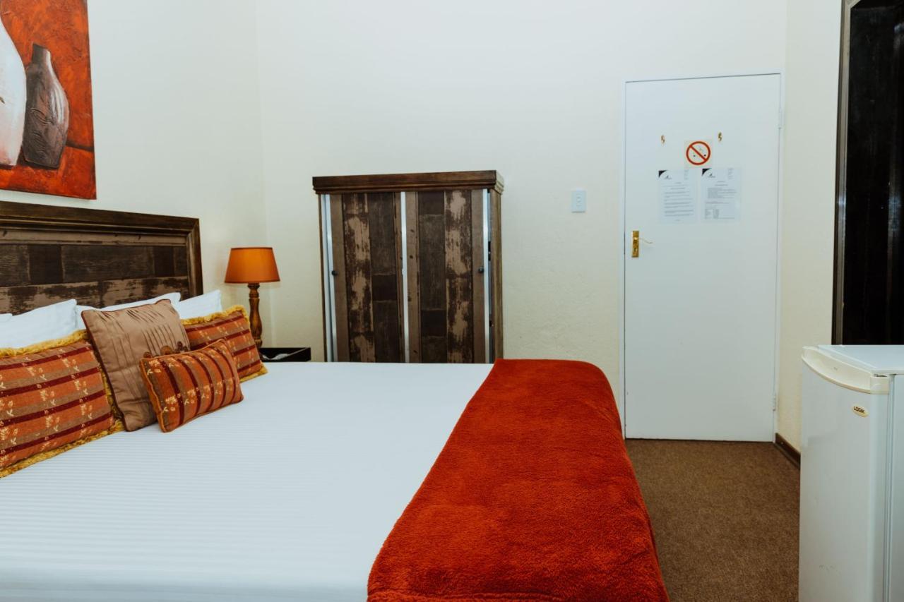 Boubou Bed And Breakfast Rustenburg Eksteriør bilde